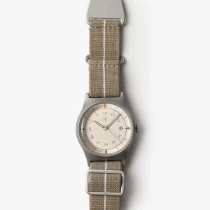 MUS+01 KHAKI P AUTO